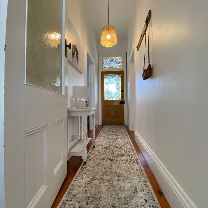Charming Cottage Nestled In Prime Location Launceston Exteriör bild