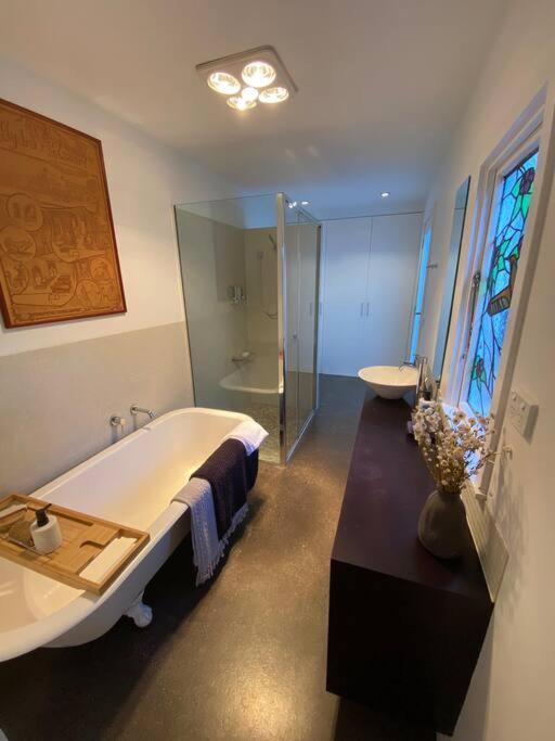 Charming Cottage Nestled In Prime Location Launceston Exteriör bild
